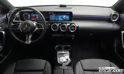 Mercedes-Benz A-Class 2025 2.0 Автомат в Москве № 193626, миниатюра 11