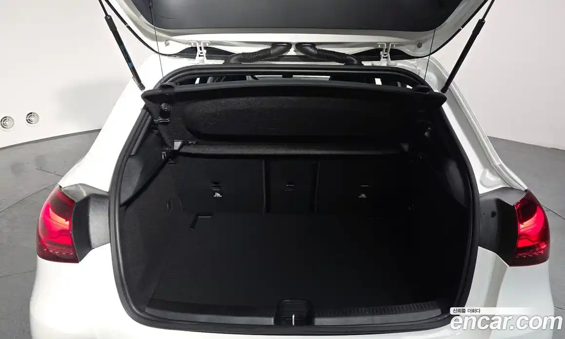 Mercedes-Benz A-Class 2025 2.0 Автомат в Москве № 193626, фото 3