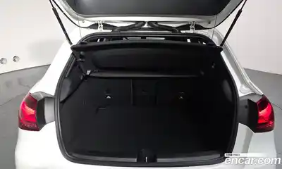 Mercedes-Benz A-Class 2025 2.0 Автомат в Москве № 193626, миниатюра 3