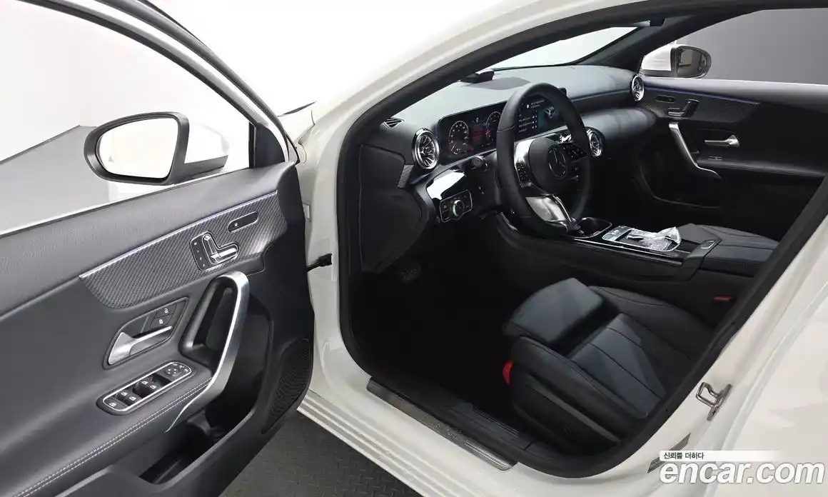 Mercedes-Benz A-Class 2025 2.0 Автомат в Москве № 193626, фото 5