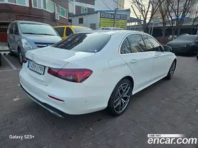 Mercedes-Benz E-Class 2021 1.9 Автомат в Москве № 194006, миниатюра 5