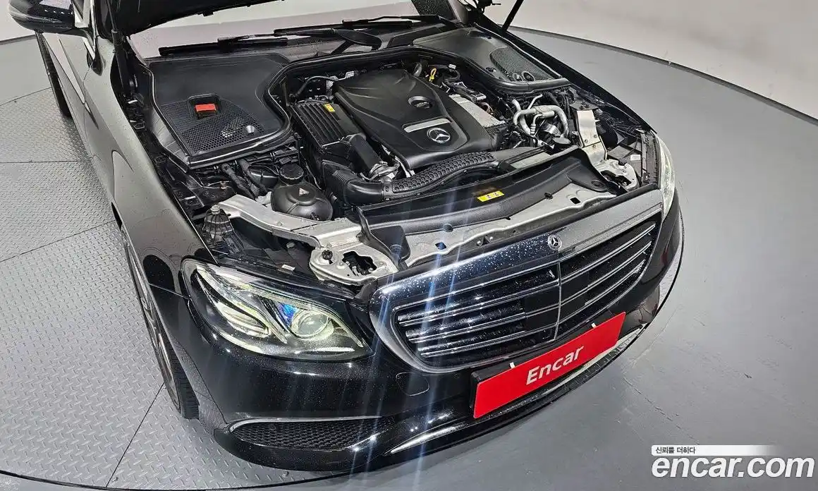 Mercedes-Benz E-Class 2017 2.0 Автомат в Москве № 194928, фото 14