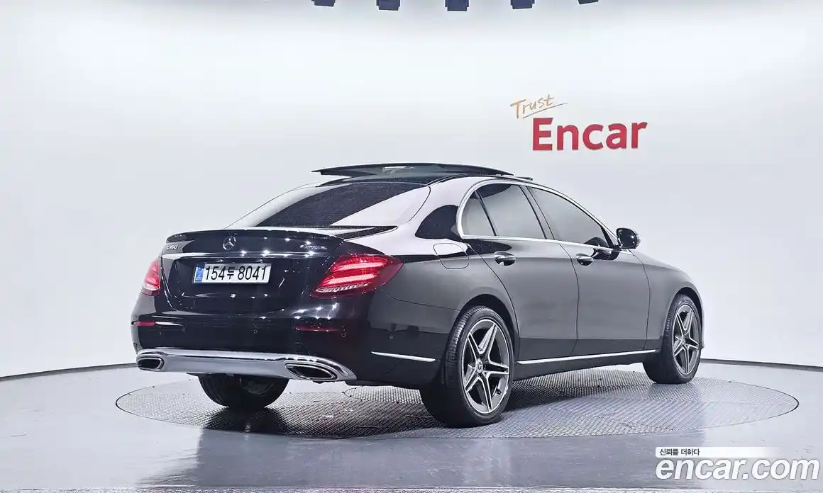 Mercedes-Benz E-Class 2017 2.0 Автомат в Москве № 194928, фото 10