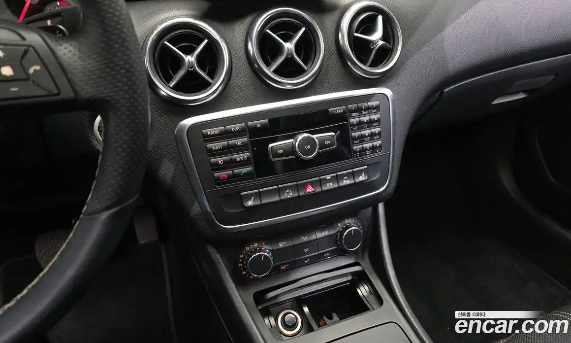 Mercedes-Benz A-Class 2014 1.8 Автомат в Москве № 195044, фото 19