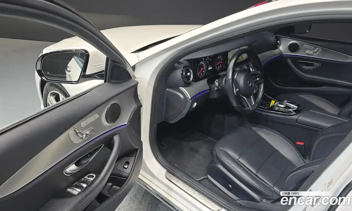 Mercedes-Benz E-Class 2019 2.0 Автомат в Москве № 195074, фото 14