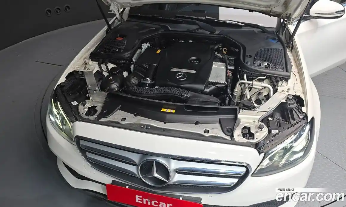 Mercedes-Benz E-Class 2019 2.0 Автомат в Москве № 195074, фото 10