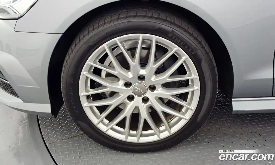 Audi A6 2018 2.0 Автомат в Москве № 195928, фото 5