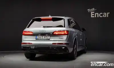 Audi Q7 2023 3.0 Автомат в Москве № 196167, миниатюра 4