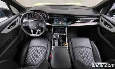 Audi Q7 2023 3.0 Автомат в Москве № 196167, миниатюра 7