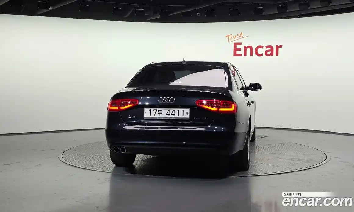 Audi A4 2015 2.0 Автомат в Москве № 196651, фото 16