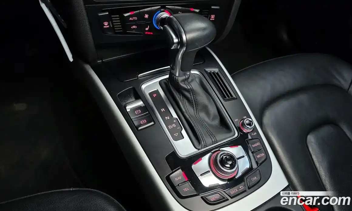 Audi A4 2015 2.0 Автомат в Москве № 196651, фото 2