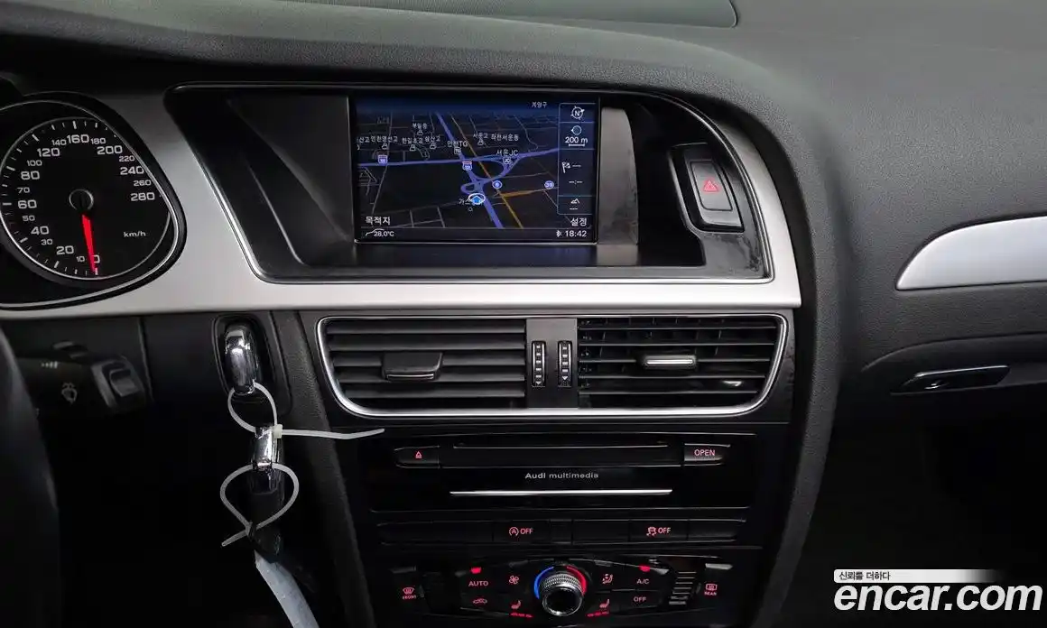 Audi A4 2015 2.0 Автомат в Москве № 196651, фото 6