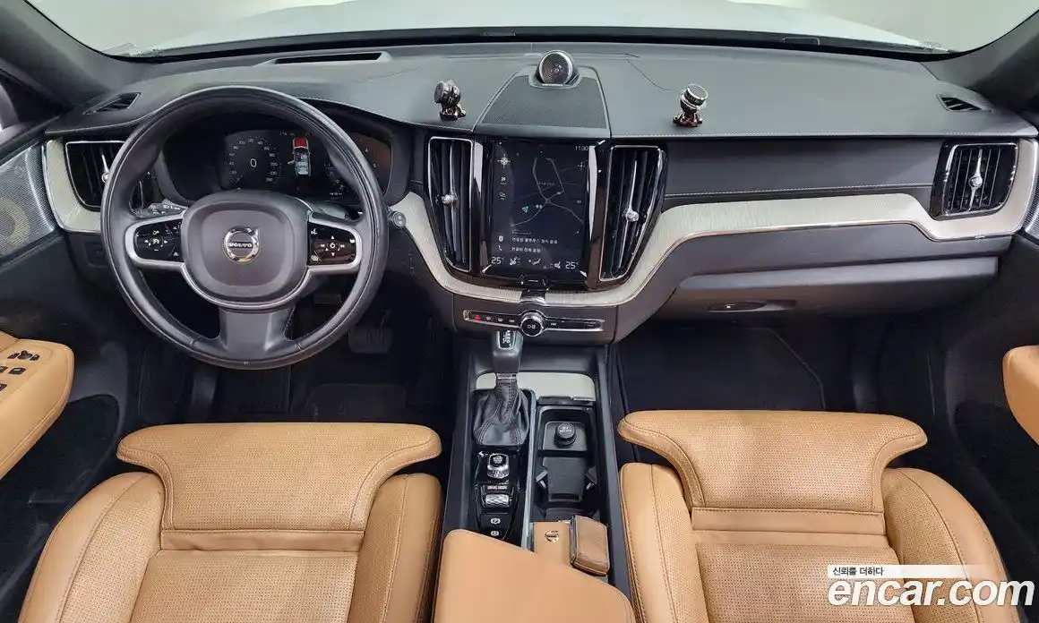 Volvo XC60 2019 2.0 Автомат в Москве № 196977, фото 7