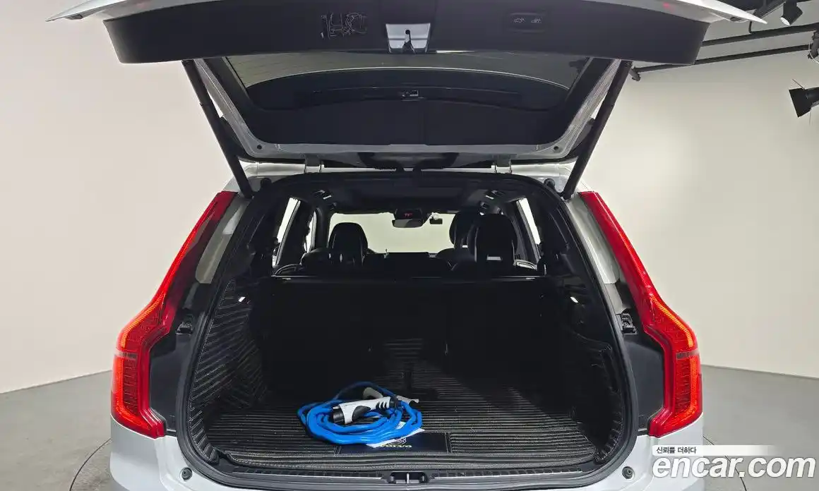 Volvo XC90 2021 2.0 Автомат в Москве № 197017, фото 3