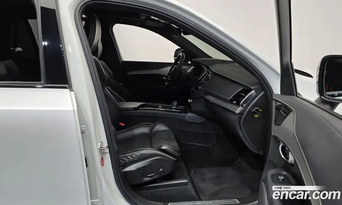 Volvo XC90 2021 2.0 Автомат в Москве № 197017, фото 4