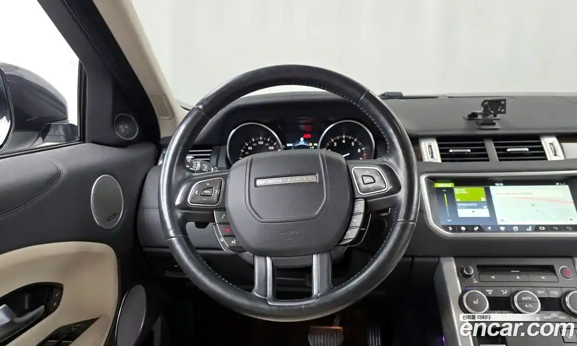 Land Rover Range-Rover Evoque 2017 2.0 Автомат в Москве № 198160, фото 20