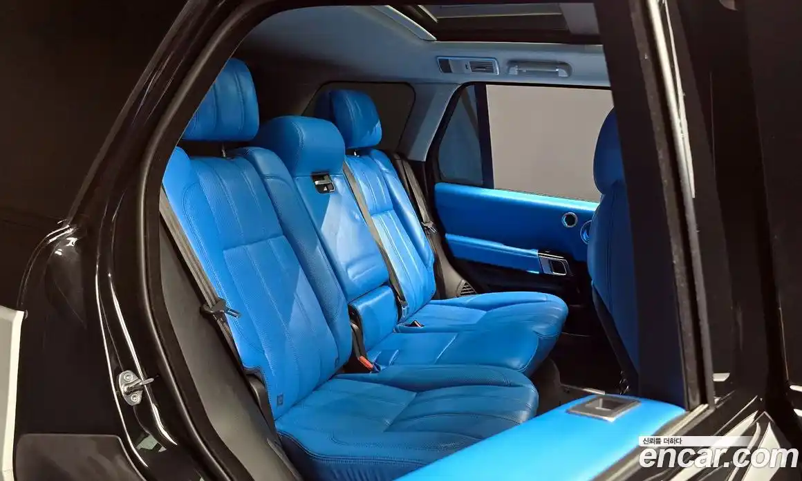 Land Rover Range-Rover 2017 5.0 Автомат в Москве № 198204, фото 17