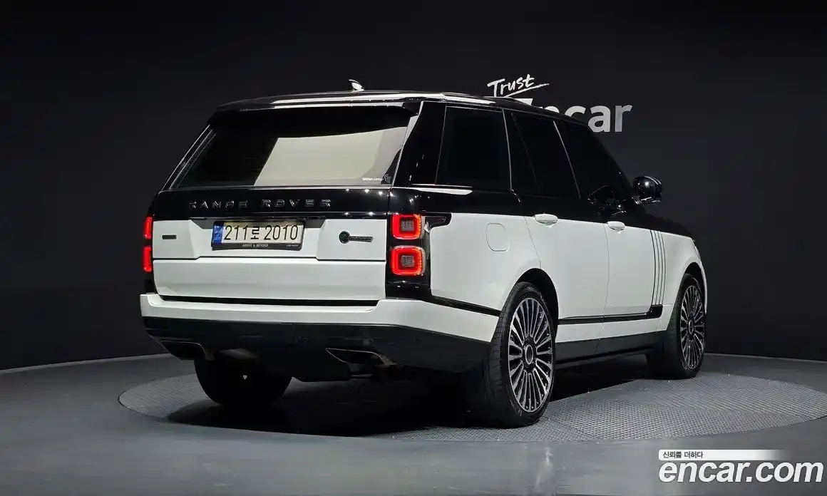 Land Rover Range-Rover 2017 5.0 Автомат в Москве № 198204, фото 8