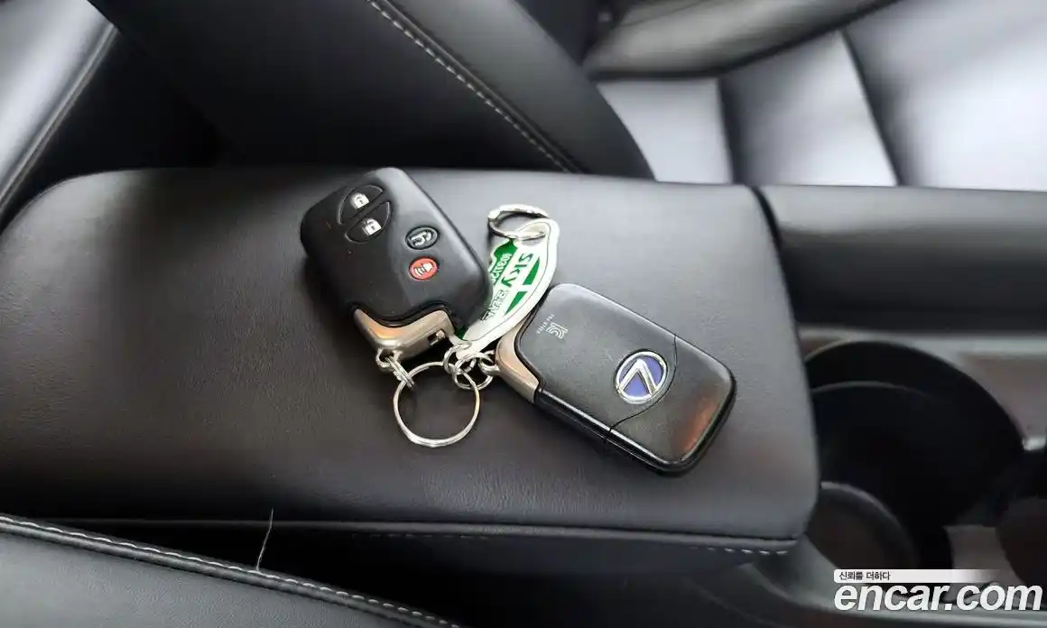 Lexus CT200h 2018 1.8 Автомат в Москве № 198864, фото 19