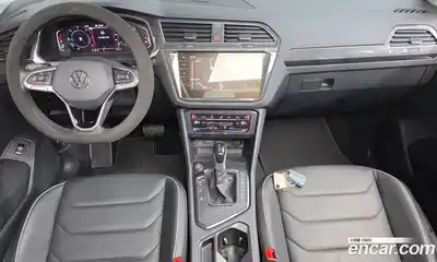 Volkswagen Tiguan 2024 2.0 Автомат в Москве № 198976, миниатюра 7