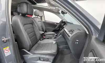 Volkswagen Tiguan 2024 2.0 Автомат в Москве № 198976, миниатюра 10