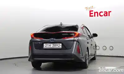 Toyota Prius 2018 1.8 Автомат в Москве № 199686, миниатюра 5