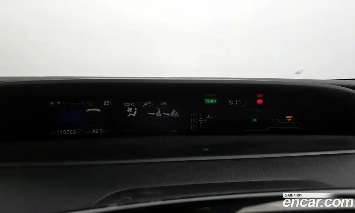 Toyota Prius 2018 1.8 Автомат в Москве № 199686, фото 8