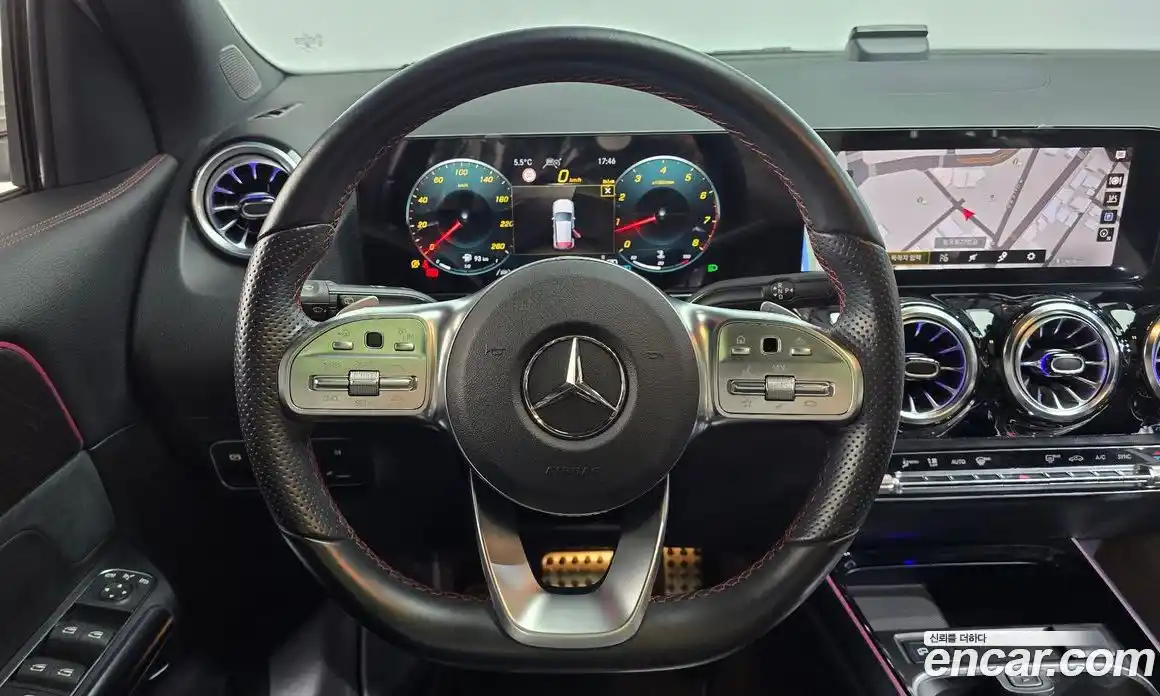 Mercedes-Benz GLA-Class 2023 2.0 Автомат в Москве № 202517, фото 12