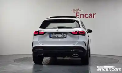 Mercedes-Benz GLA-Class 2023 2.0 Автомат в Москве № 202517, миниатюра 3