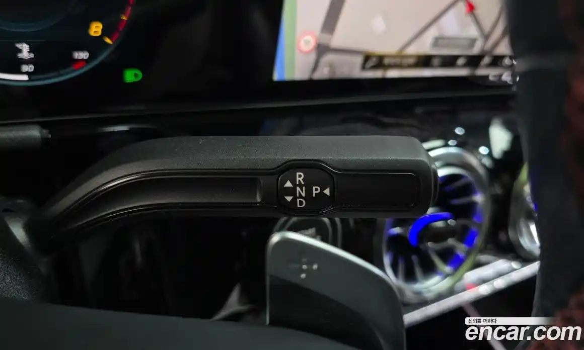 Mercedes-Benz GLA-Class 2023 2.0 Автомат в Москве № 202517, фото 8