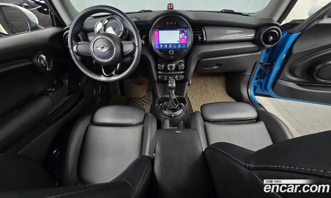 Mini Cooper 2015 1.5 Автомат в Москве № 205357, фото 16