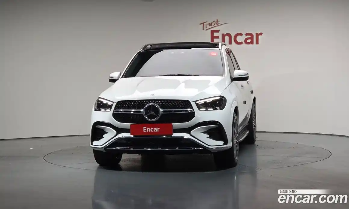 Mercedes-Benz GLE-Class 2024 3.0 Автомат в Москве № 206316, фото 3