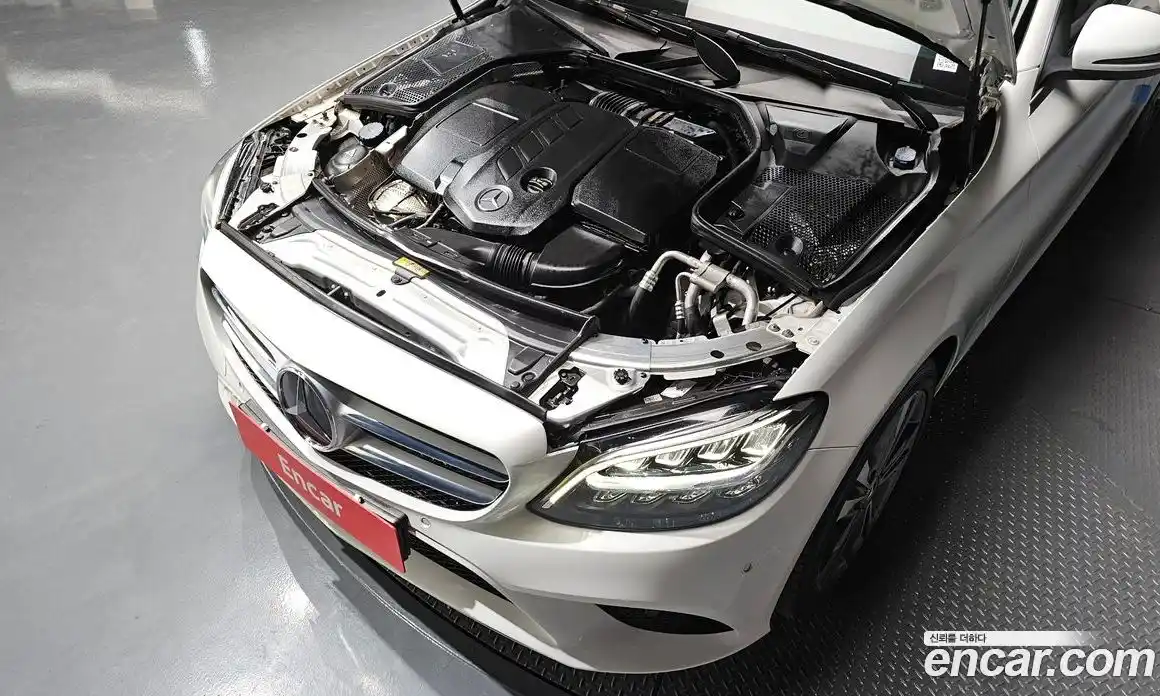 Mercedes-Benz C-Class 2019 1.9 Автомат в Москве № 209051, фото 18