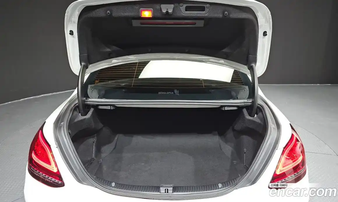 Mercedes-Benz C-Class 2019 1.9 Автомат в Москве № 209051, фото 20