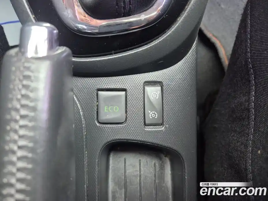 Renault QM3 2015 1.5 Автомат в Москве № 210021, фото 14