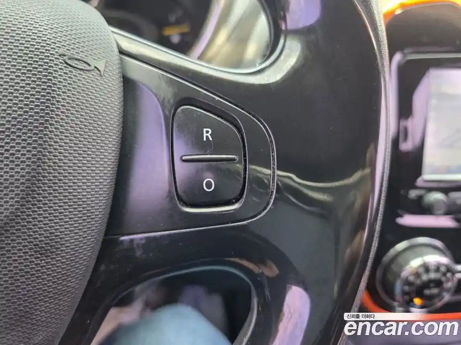 Renault QM3 2015 1.5 Автомат в Москве № 210021, фото 16