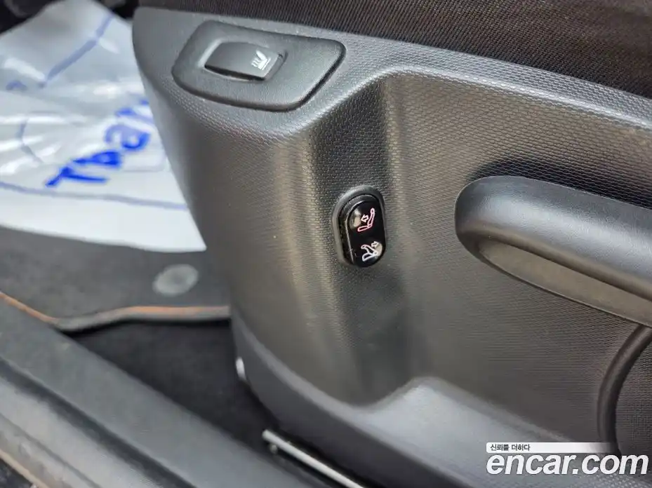 Renault QM3 2015 1.5 Автомат в Москве № 210021, фото 18