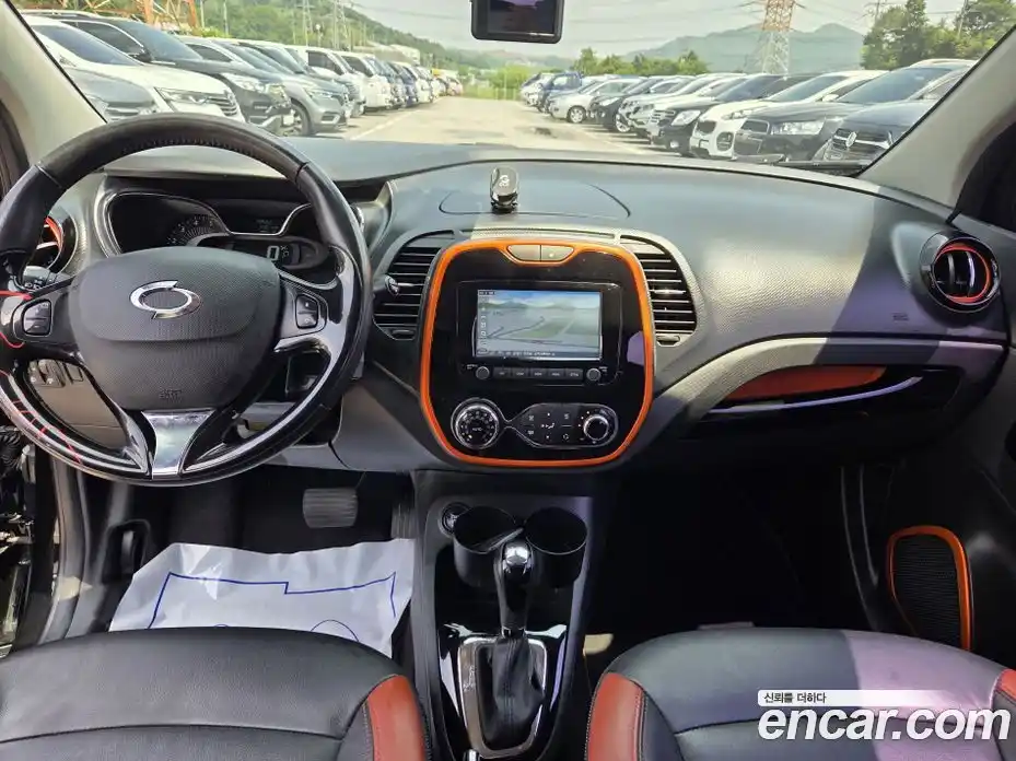 Renault QM3 2015 1.5 Автомат в Москве № 210021, фото 7