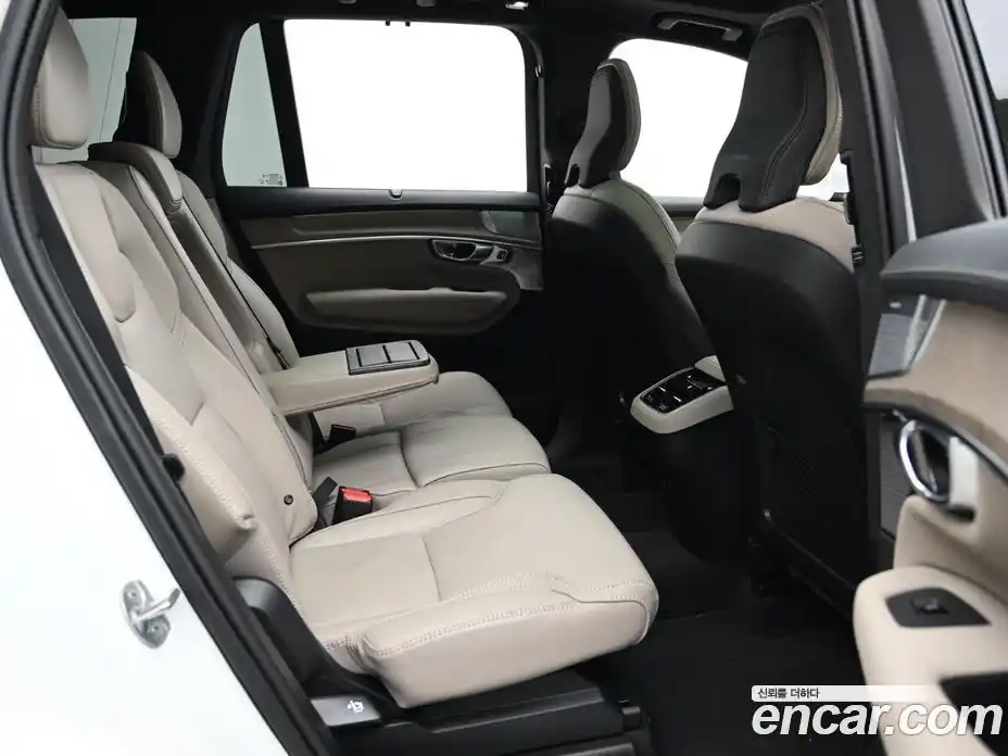 Volvo XC90 2026 2.0 Автомат в Москве № 212762, фото 12
