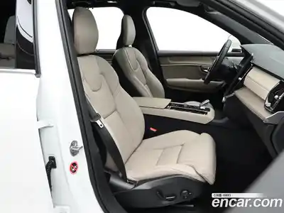 Volvo XC90 2026 2.0 Автомат в Москве № 212762, миниатюра 10