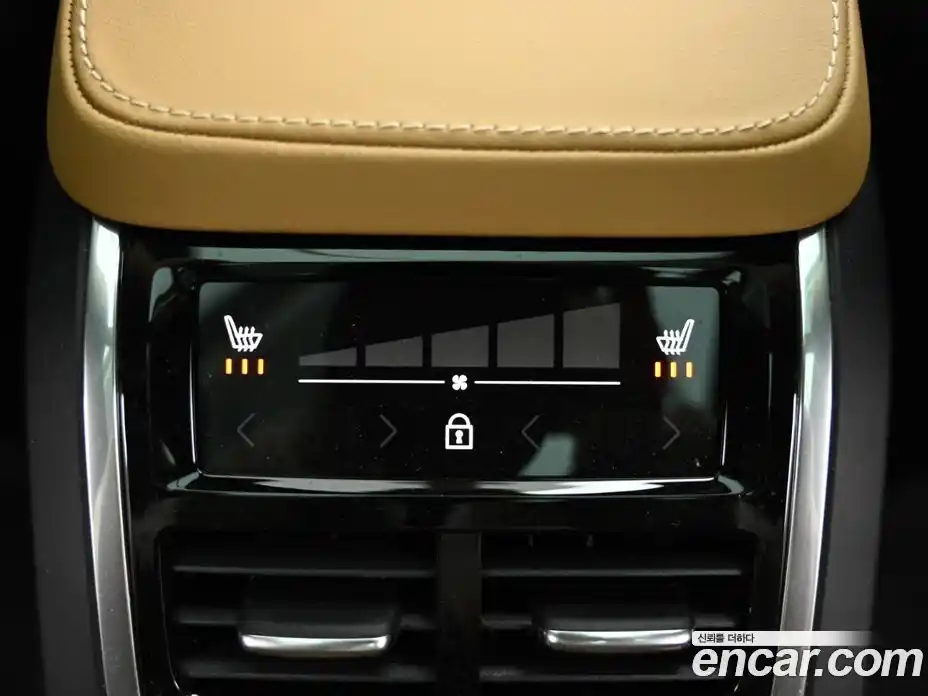 Volvo XC90 2025 2.0 Автомат в Москве № 212772, фото 16