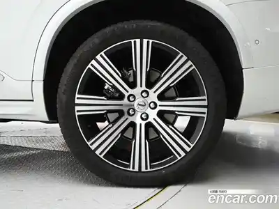 Volvo XC90 2025 2.0 Автомат в Москве № 212772, миниатюра 5