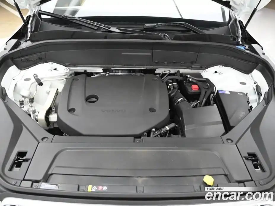 Volvo XC90 2025 2.0 Автомат в Москве № 212772, фото 6