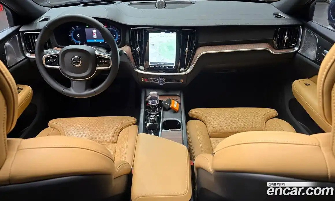 Volvo S60 2023 2.0 Автомат в Москве № 212811, фото 7