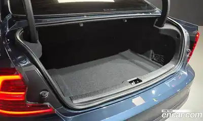 Volvo S60 2023 2.0 Автомат в Москве № 212811, миниатюра 8