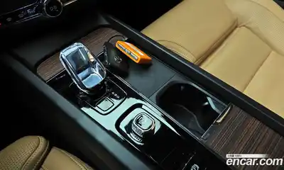 Volvo S60 2023 2.0 Автомат в Москве № 212811, миниатюра 9