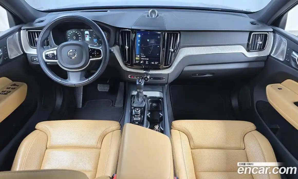 Volvo XC60 2020 2.0 Автомат в Москве № 212838, фото 7