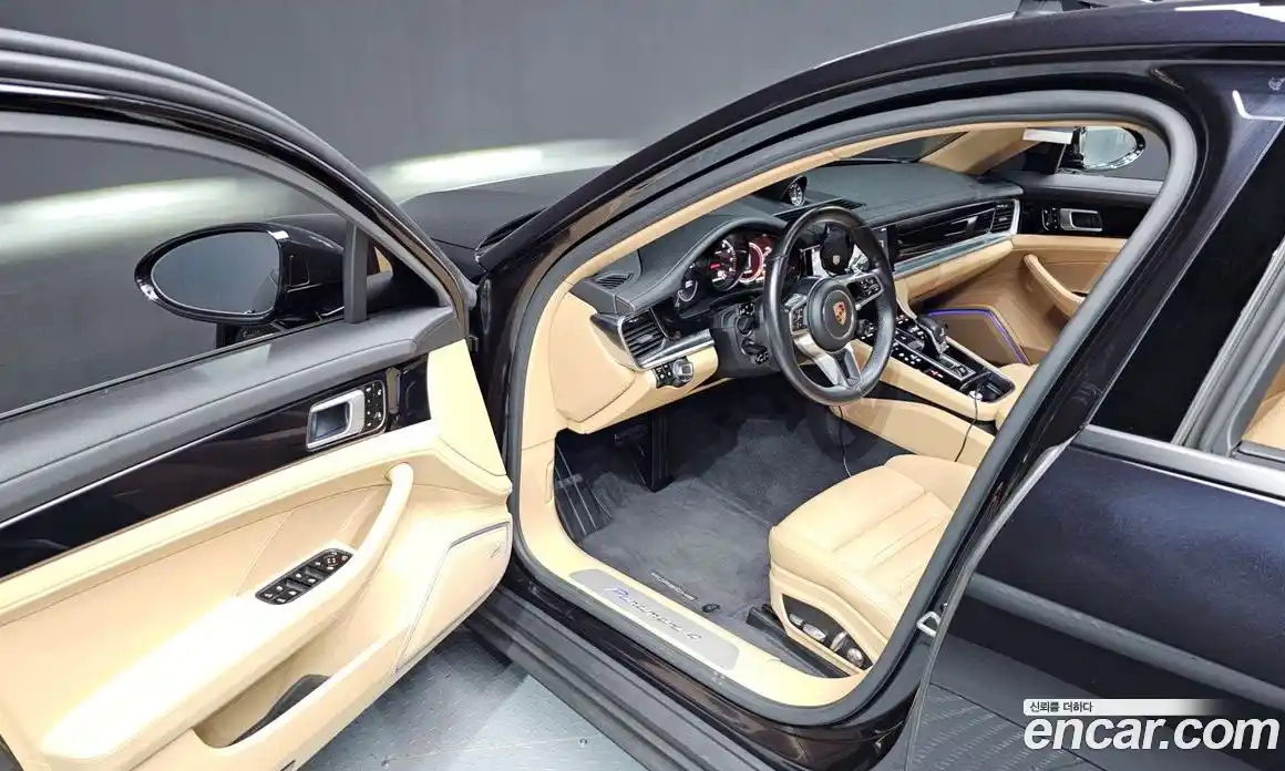 Porsche Panamera 2018 3.0 Автомат в Москве № 213229, фото 13