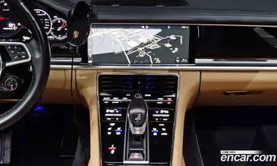 Porsche Panamera 2018 3.0 Автомат в Москве № 213229, миниатюра 9