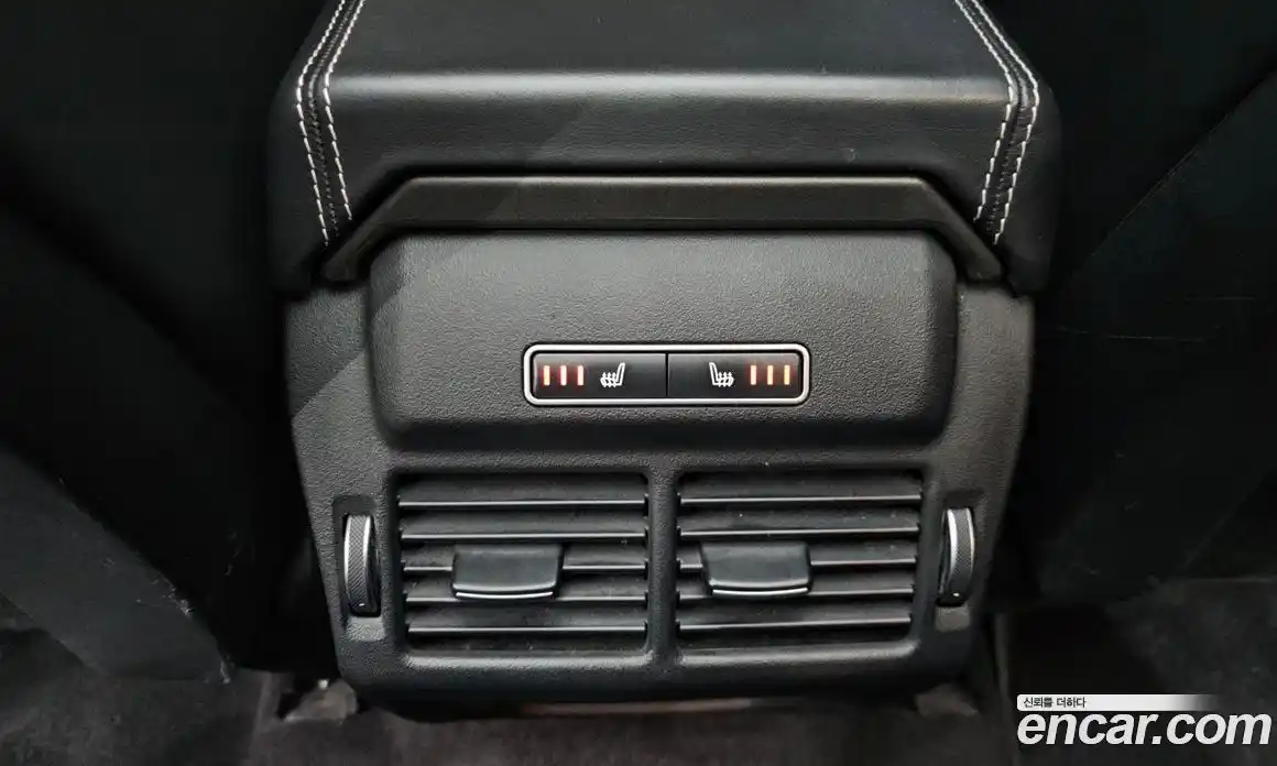 Land Rover Range-Rover Evoque 2018 2.0 Автомат в Москве № 213487, фото 12